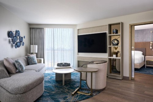 Newport Beach Marriott Hotel & Spa - image 49