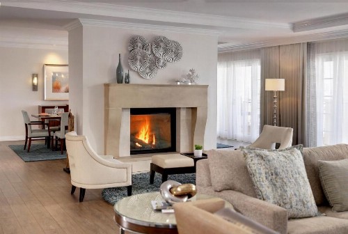 Balboa Bay Resort - image 27
