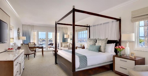Balboa Bay Resort - image 30