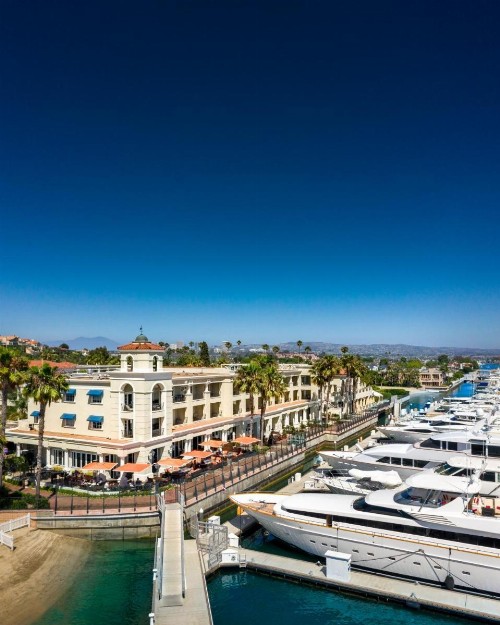 Balboa Bay Resort - image 4