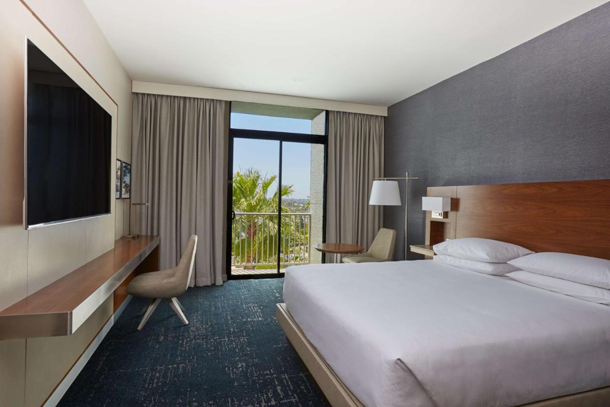 Hyatt Regency John Wayne Airport Newport Beach - main image