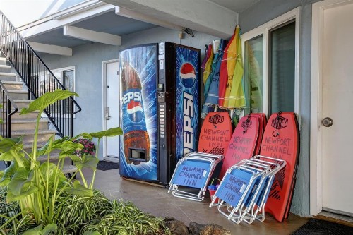 Newport Channel Inn - image 2