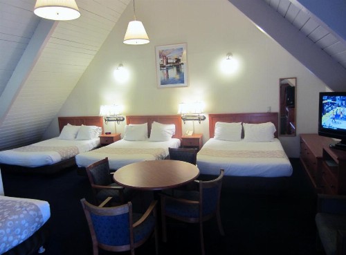 Newport Channel Inn - image 5