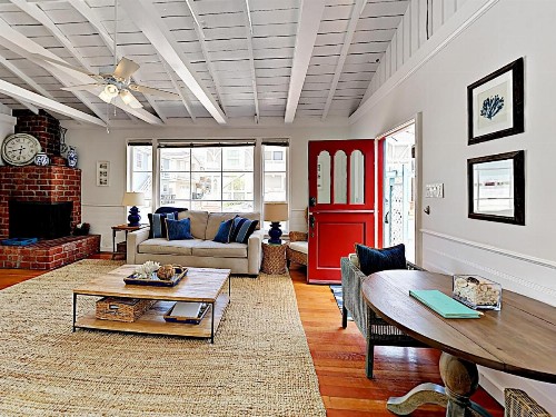 Balboa Island Charmer Townhouse - image 9