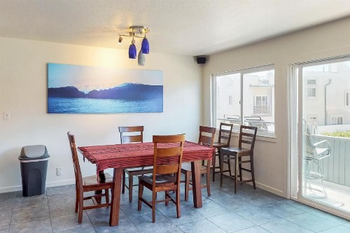 Upper Level Beach Retreat - image 5