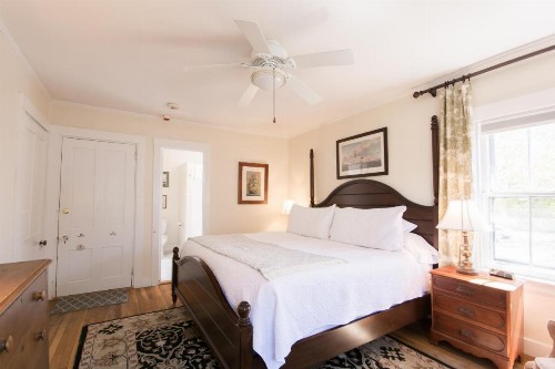 Marshall Slocum Inn - image 12