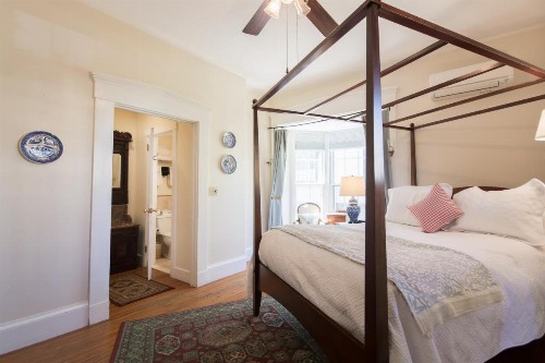 Marshall Slocum Inn - image 18