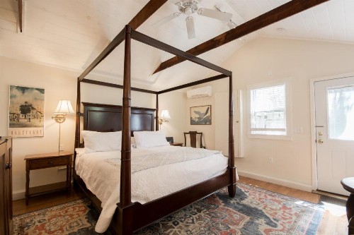 Marshall Slocum Inn - image 9