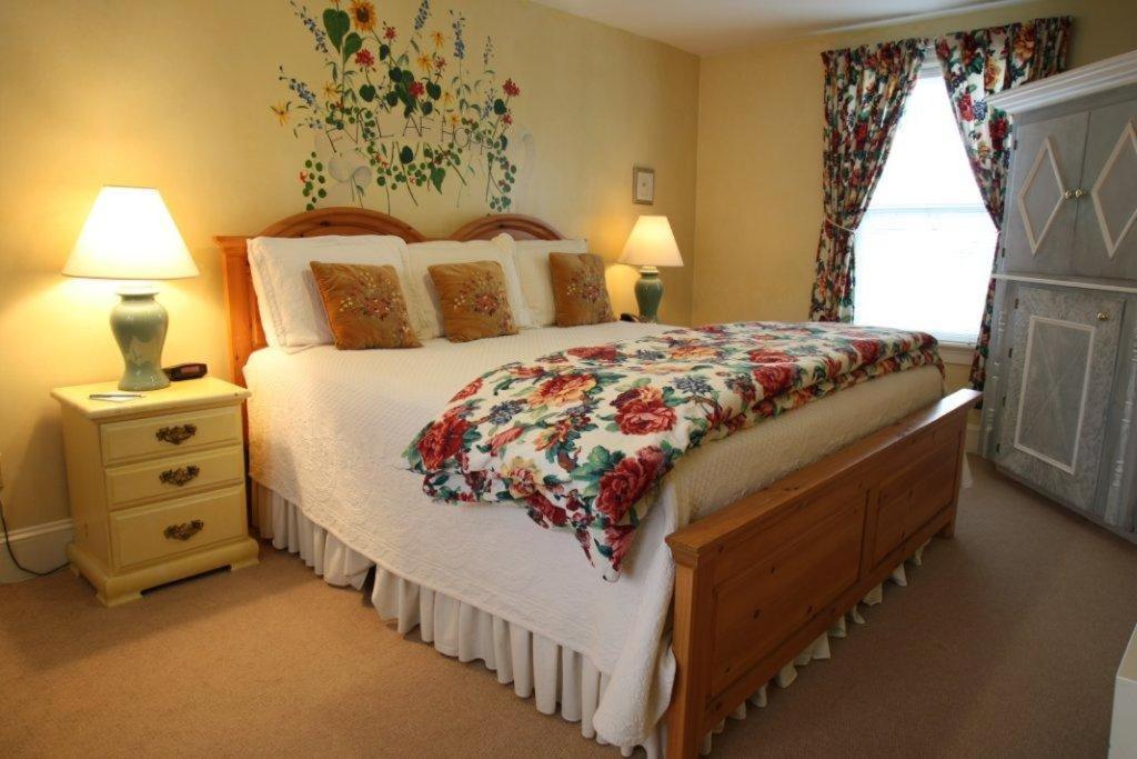 Admiral Fitzroy Inn - image 3