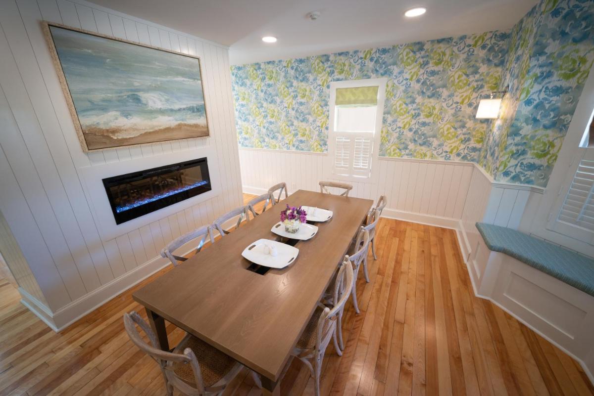 Town & Tide Inn - image 7