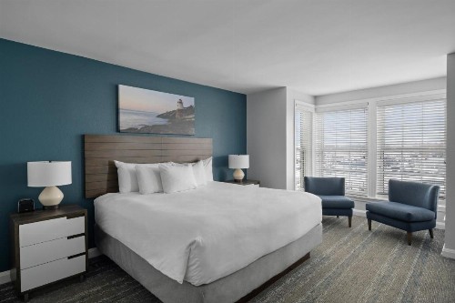 Club Wyndham Newport Onshore - image 24