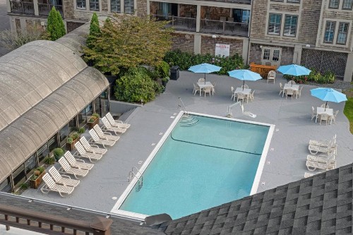 Club Wyndham Newport Onshore - image 25