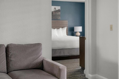 Club Wyndham Newport Onshore - image 40