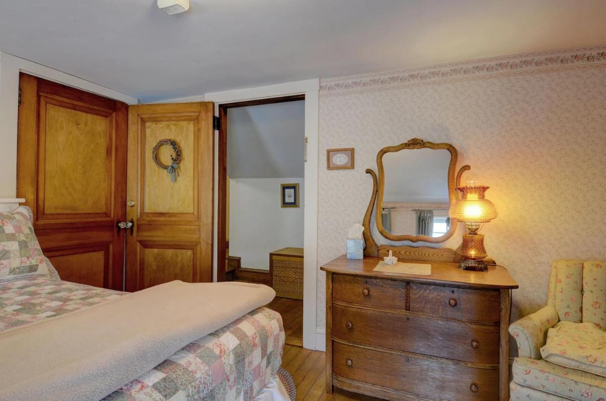 Melville House Newport - image 2
