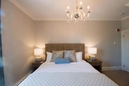 Serenity Inn Newport - image 25