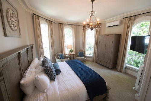Serenity Inn Newport - image 29