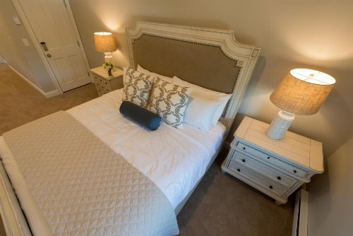 Serenity Inn Newport - image 34