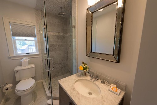 Serenity Inn Newport - image 35