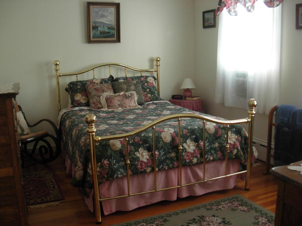Historic Hill Inn - image 4