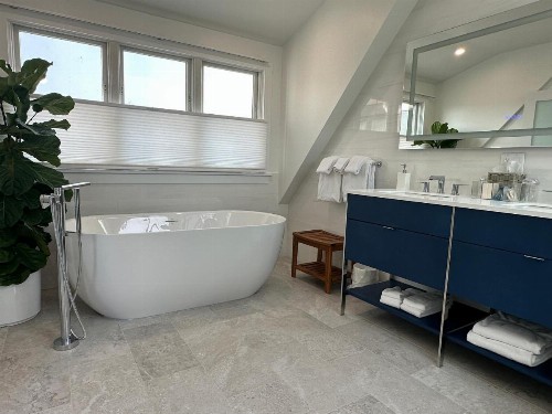 Harborside Inn - image 11