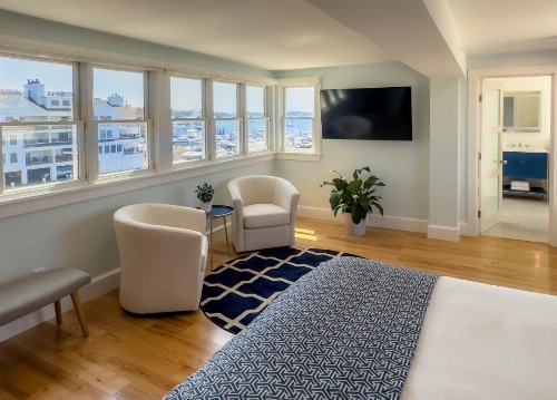 Harborside Inn - image 14