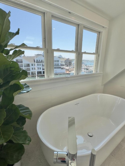 Harborside Inn - image 23