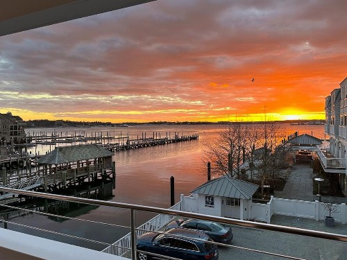 Harborside Inn - image 26