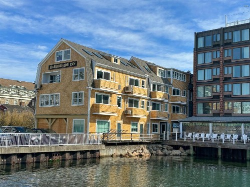Harborside Inn - image 43