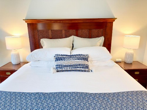 Harborside Inn - image 44