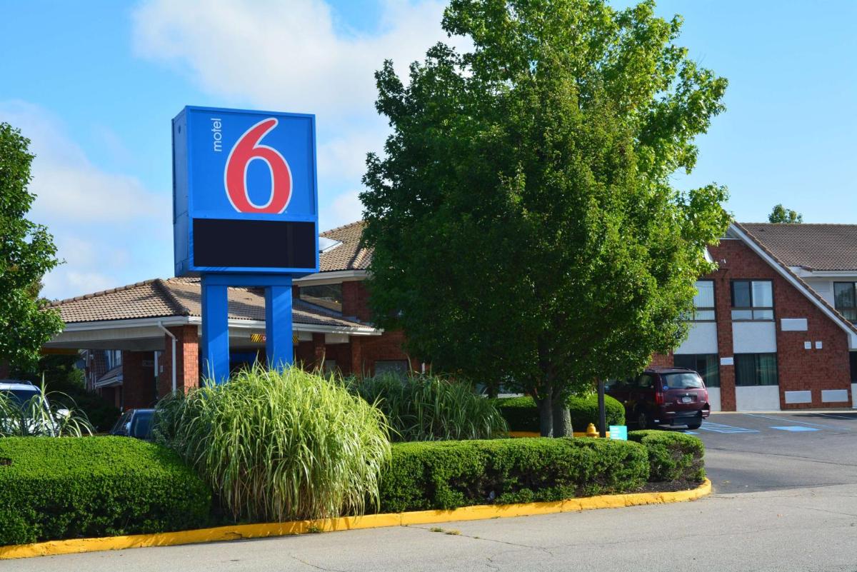 Motel 6-Newport RI - image 2