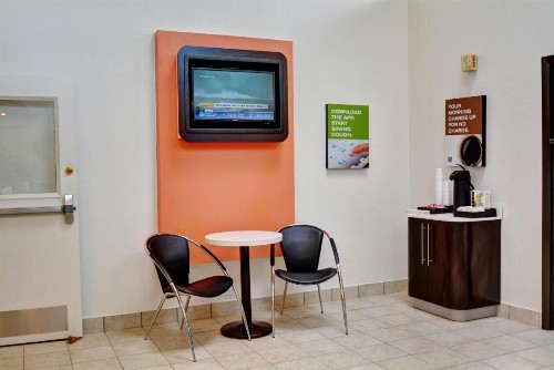 Motel 6-Newport RI - image 30