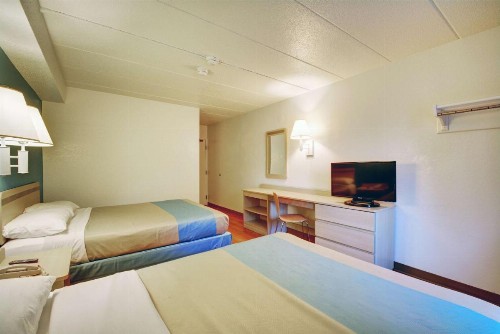 Motel 6-Newport RI - image 41