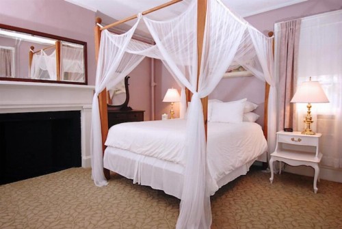 Yankee Peddler Inn - image 31