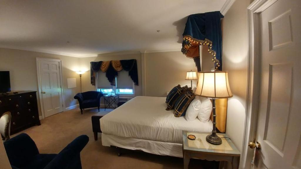 Hydrangea House Inn - image 3