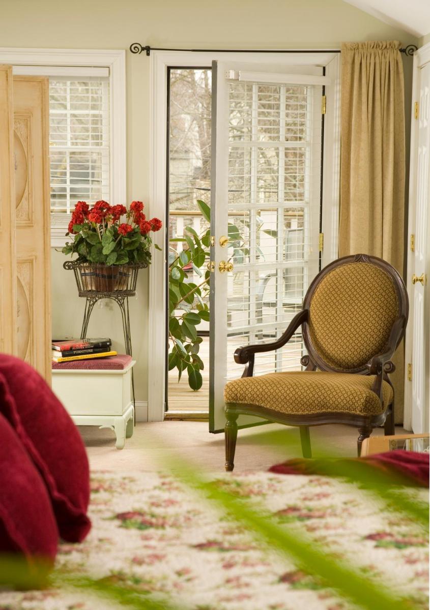 Hydrangea House Inn - image 5