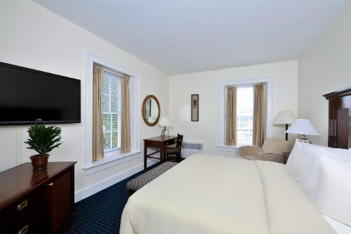 Jailhouse Inn - image 14