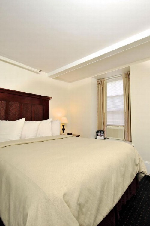 Jailhouse Inn - image 18