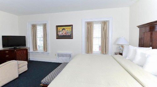 Jailhouse Inn - image 23