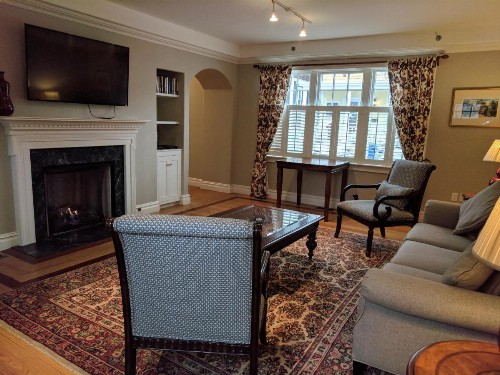 Pelham Court Hotel - image 11