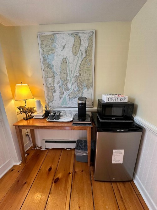 Howland House Inn - image 14