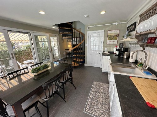 Howland House Inn - image 23