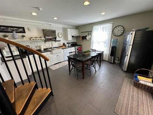 Howland House Inn - image 24