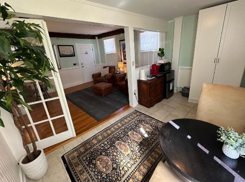 Howland House Inn - image 29