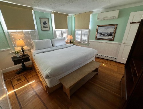 Howland House Inn - image 30