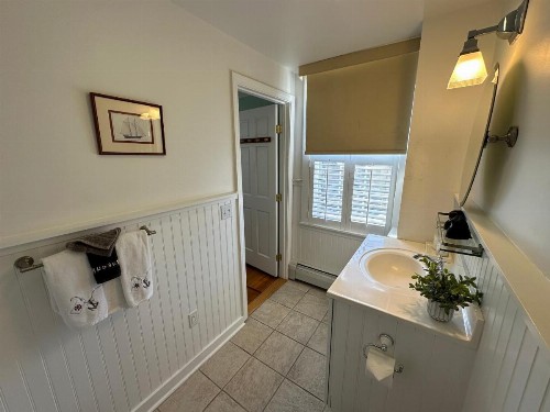 Howland House Inn - image 33