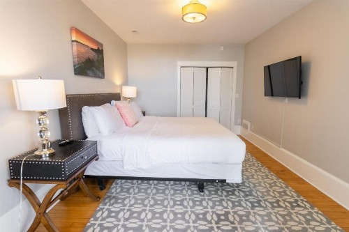 The Newport Lofts - 194 Thames Street - image 20