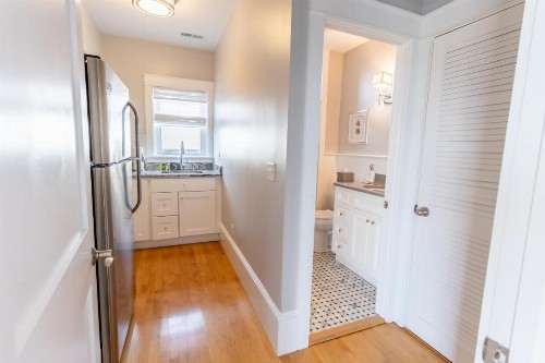 The Newport Lofts - 194 Thames Street - image 5