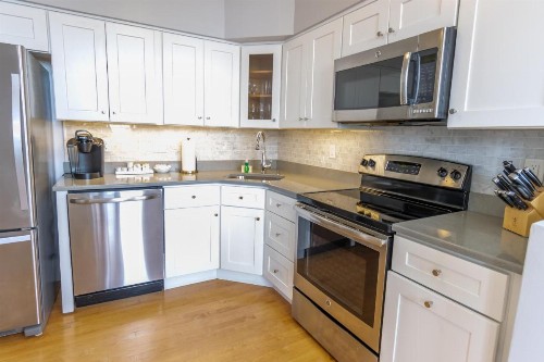 The Newport Lofts - 194 Thames Street - image 9