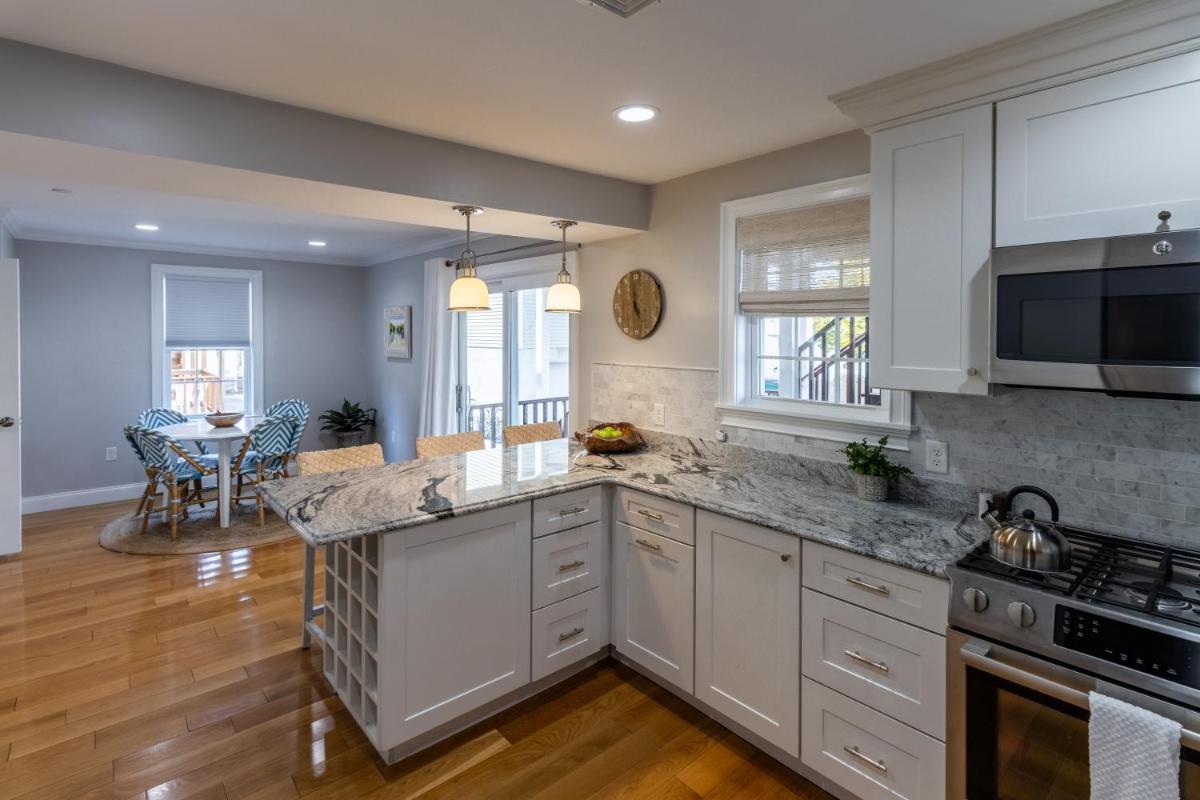 The Newport Lofts - 617 Thames Street - image 4