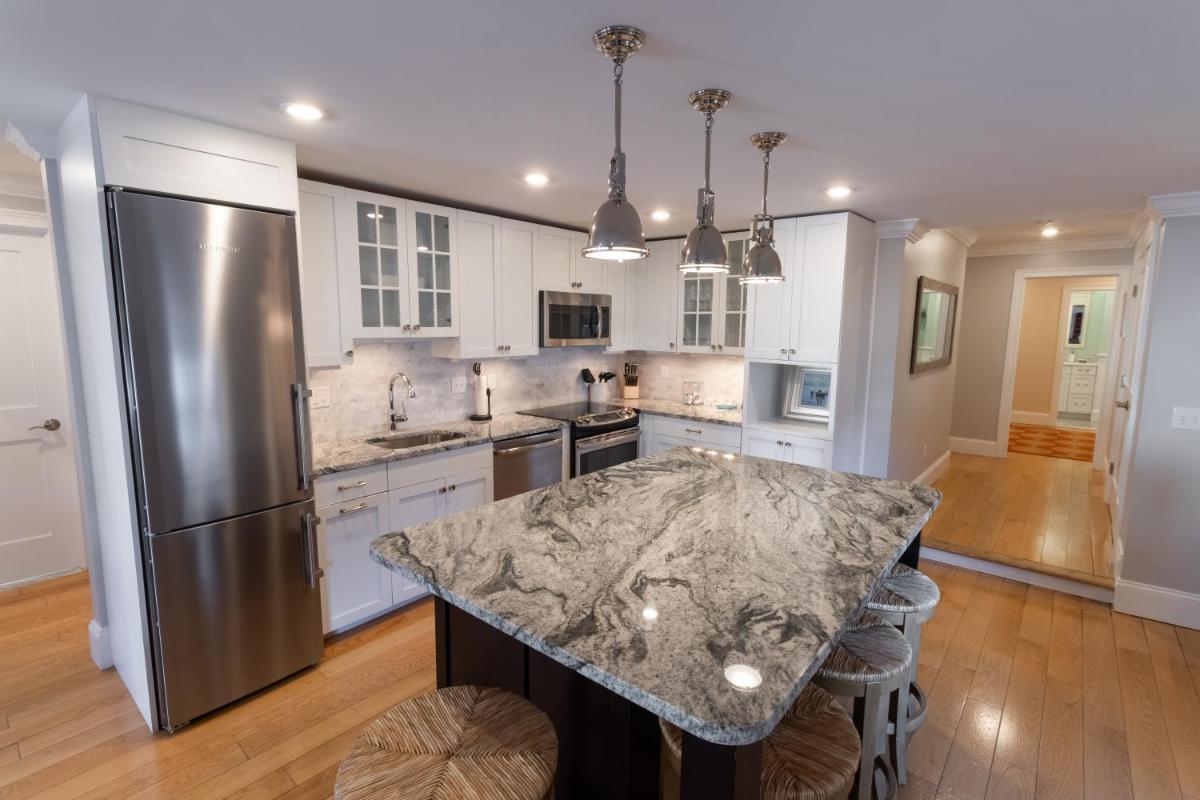 The Newport Lofts - 548 Thames Street - main image